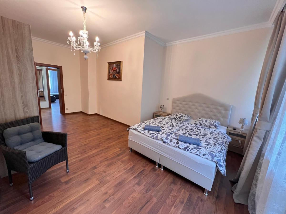 Jurincom Apartments Na Vyhlidce Κάρλοβι Βάρι Εξωτερικό φωτογραφία